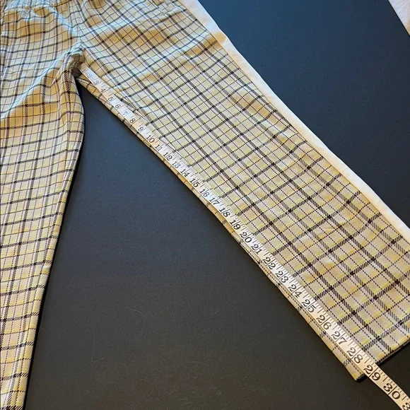 Tory Burch Tory Sport plaid Golf pants, yellow, size 4. NWOT - Picture 7 of 16